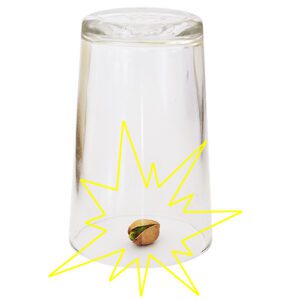 Pistacho a través del vaso (pistachio thru cup)